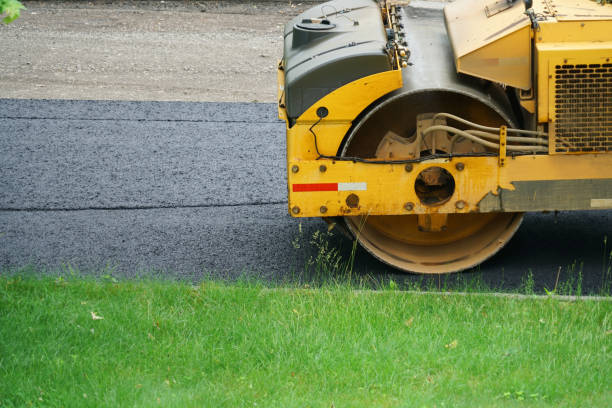 Best Residential Driveway Paving in Eureka, KS